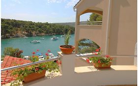 Apartments Elvi - Amazing Position & Parking
