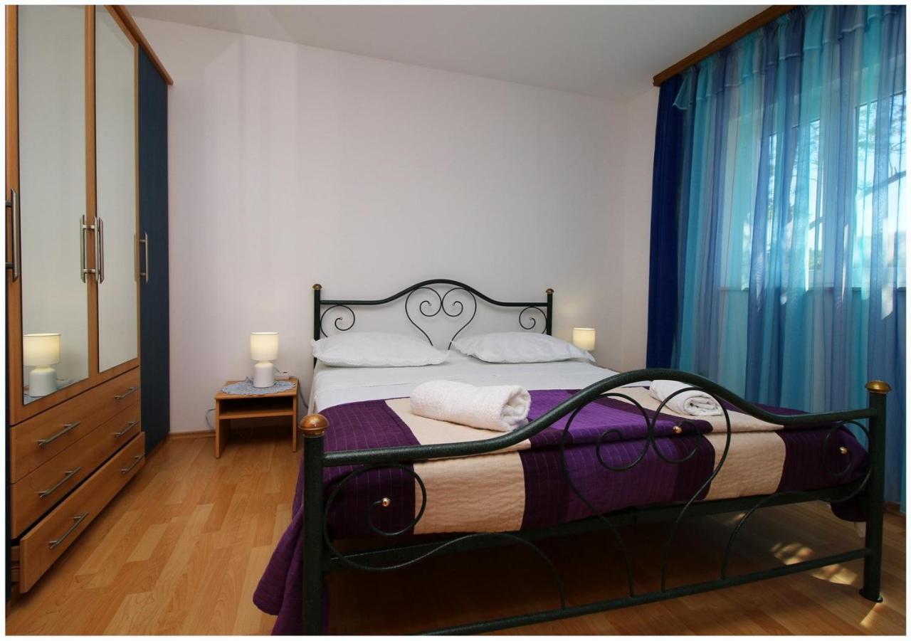 Apartments Elvi - Amazing Position & Parking Primošten Exterior foto